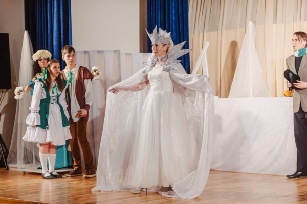 Saldus teātris - Sniega karaliene