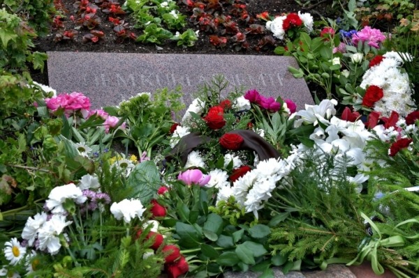 Bilde no pieminekļa komunistiskā terora upuriem